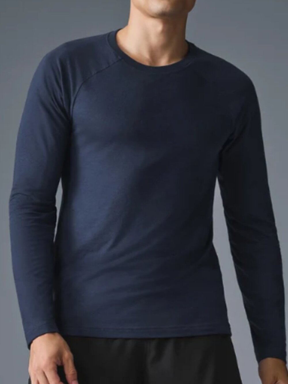 Alo Yoga Long Sleeve T-Shirt. M